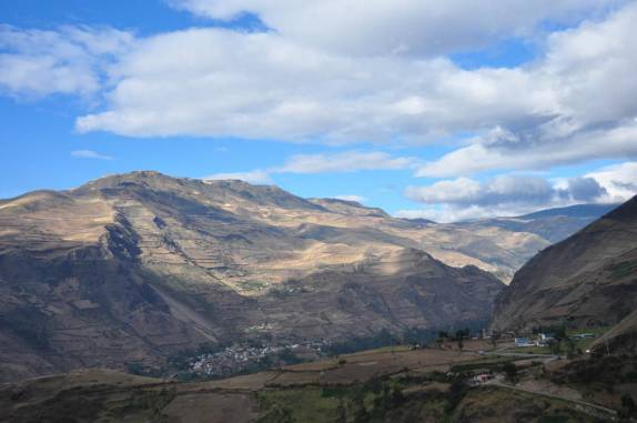 A bela paisagem na viagem para Cuenca, no Equador